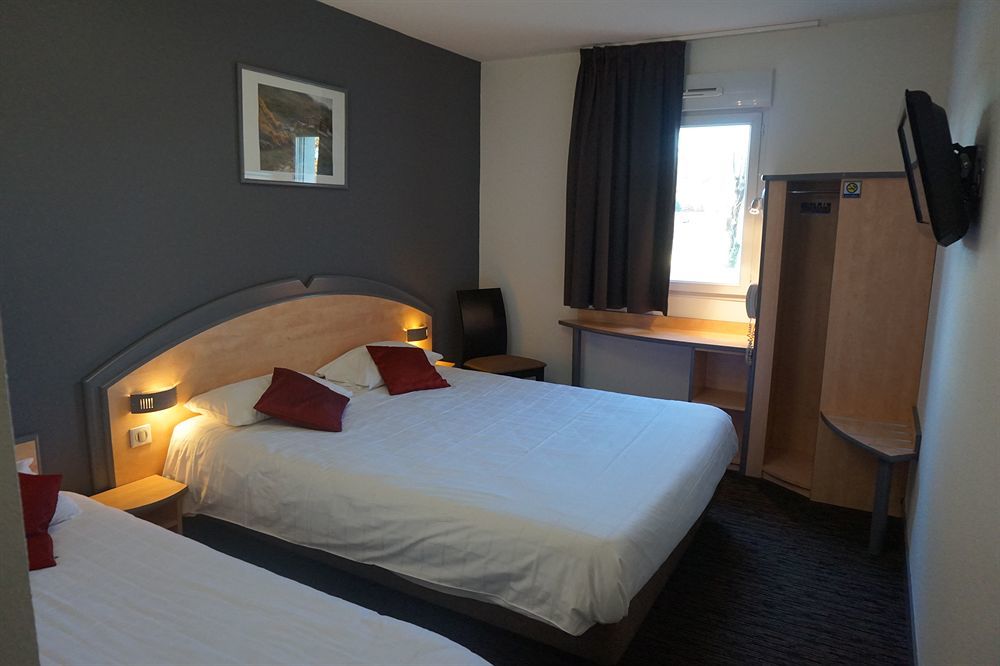 Hotel Kyriad Brive Ouest Екстер'єр фото