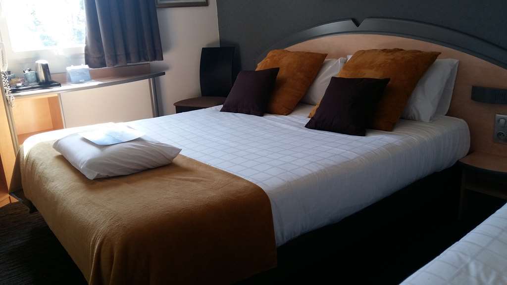 Hotel Kyriad Brive Ouest Номер фото